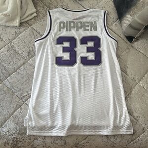Scottie Pippen Stitched High School Jersey Brand New with Tags Size Medium